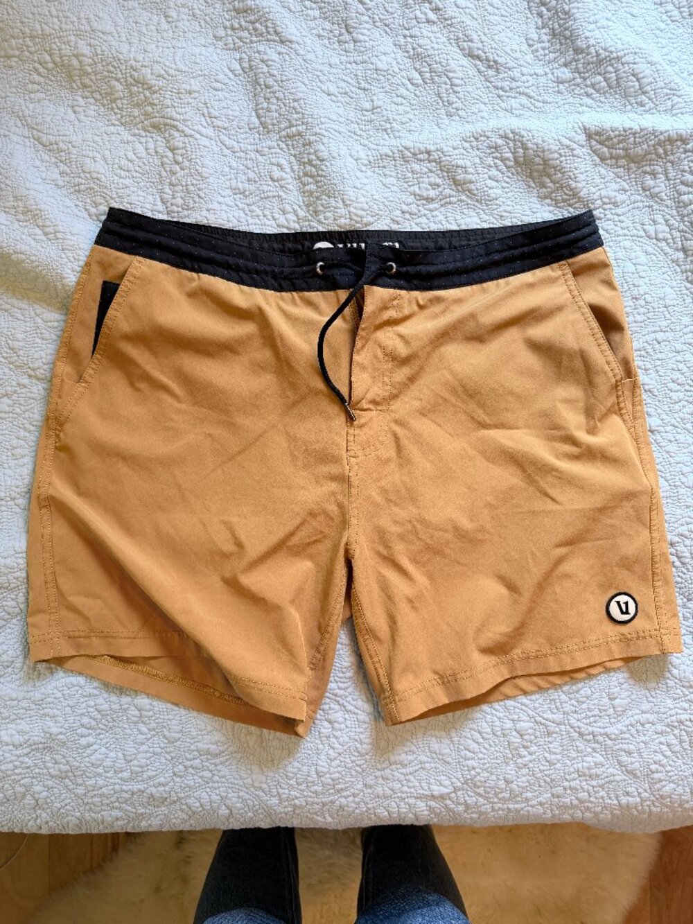 VUORI Bahia Men's Boardshorts - Brown/Black - Size L